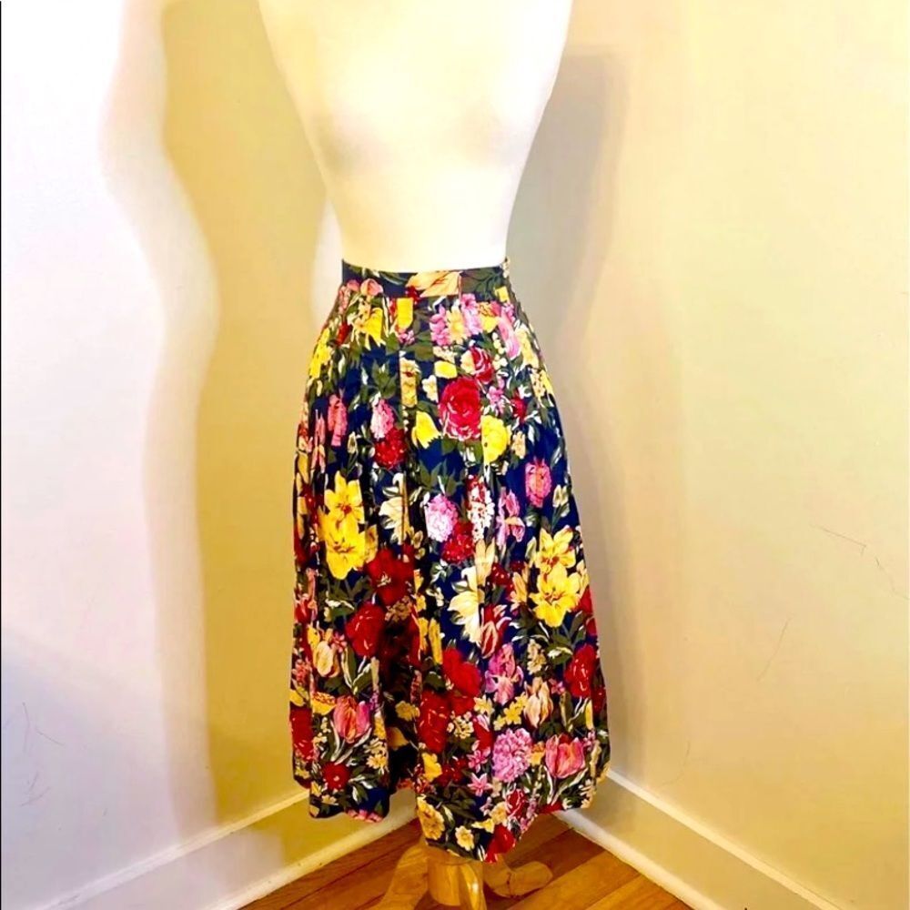 Vintage Jones New‎ York Floral Skirt